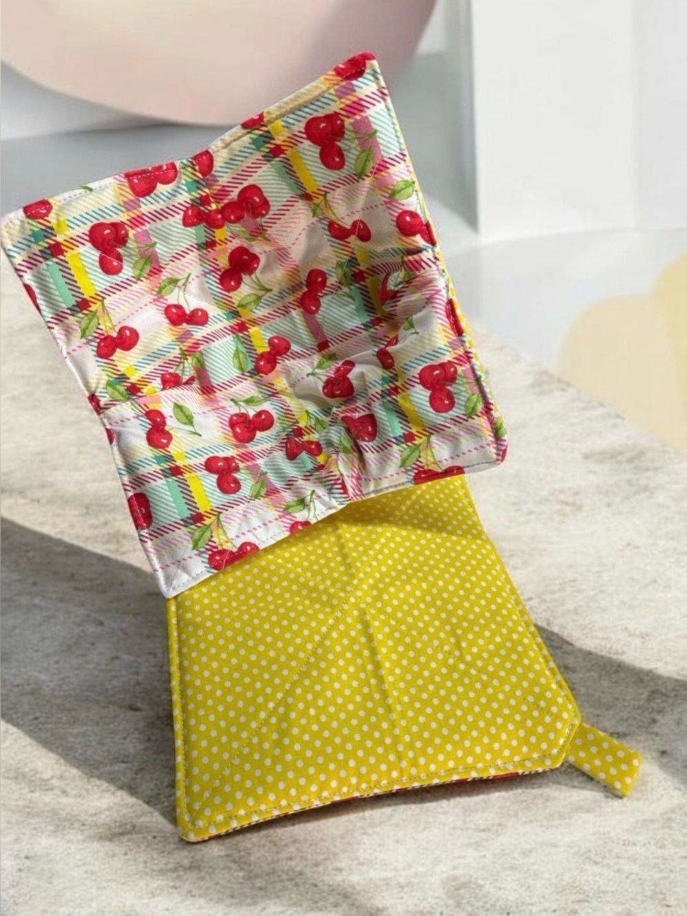 Cherry Plaid Reversible Bowl Cozy & Pot Holder - Yellow Polka Dot (v)